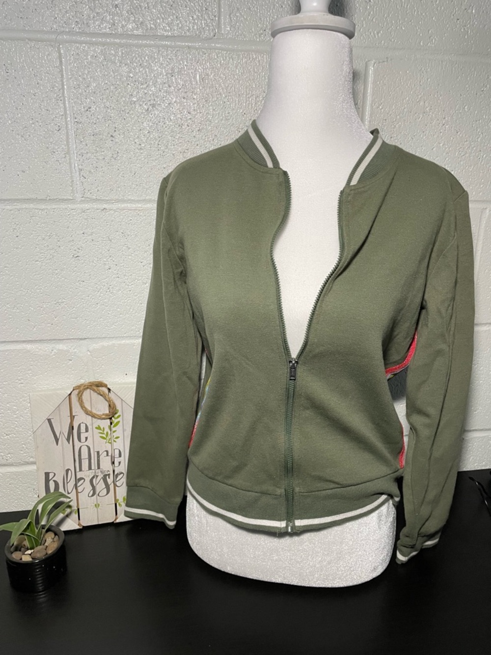 Arizona Jean Company Olive Zip-Up Sweatshirt with Pink Trim
